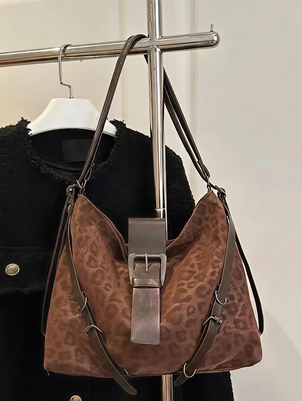 Leopard Print Buckle Shoulder Bag